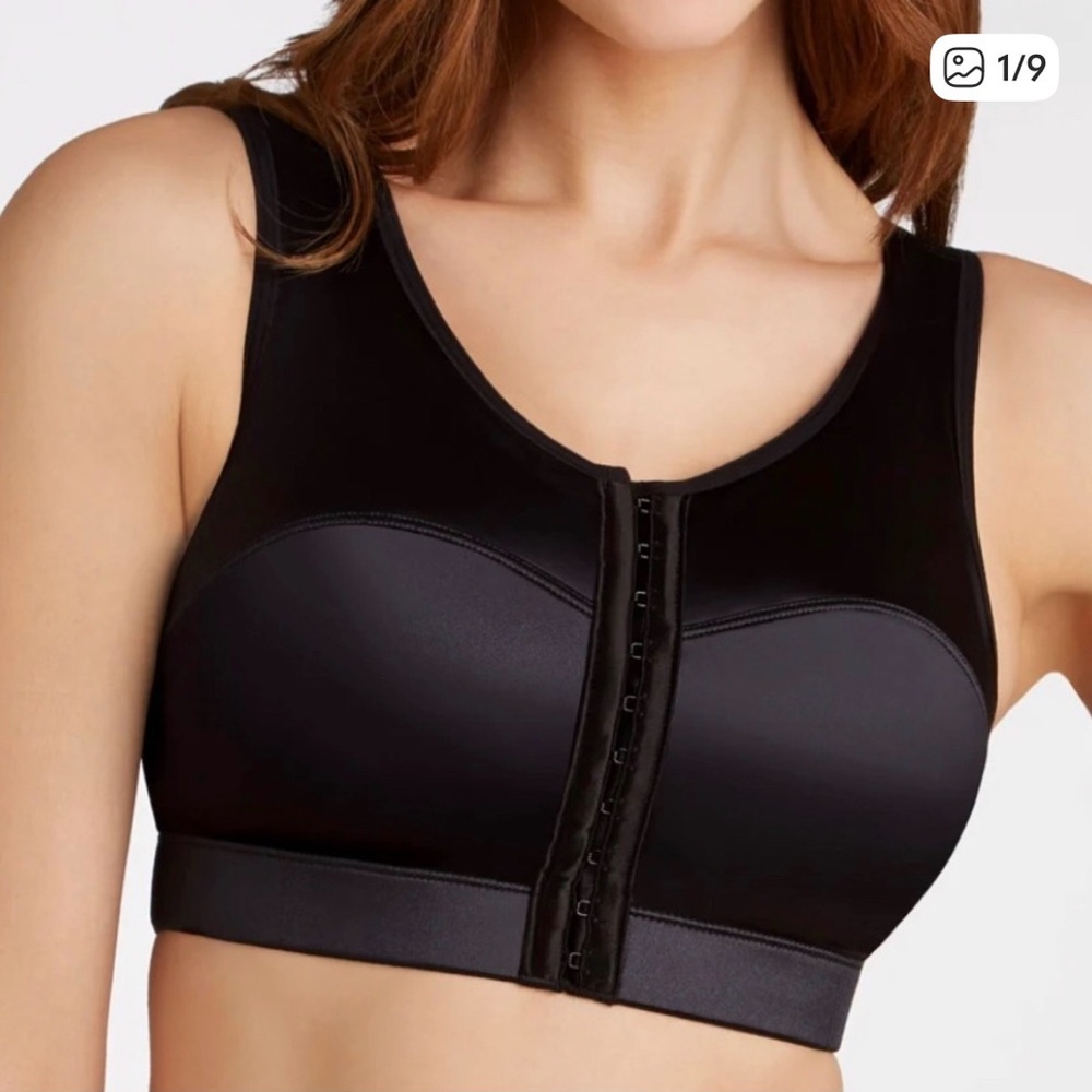 Front-Close Supportive Sports Bra - Black